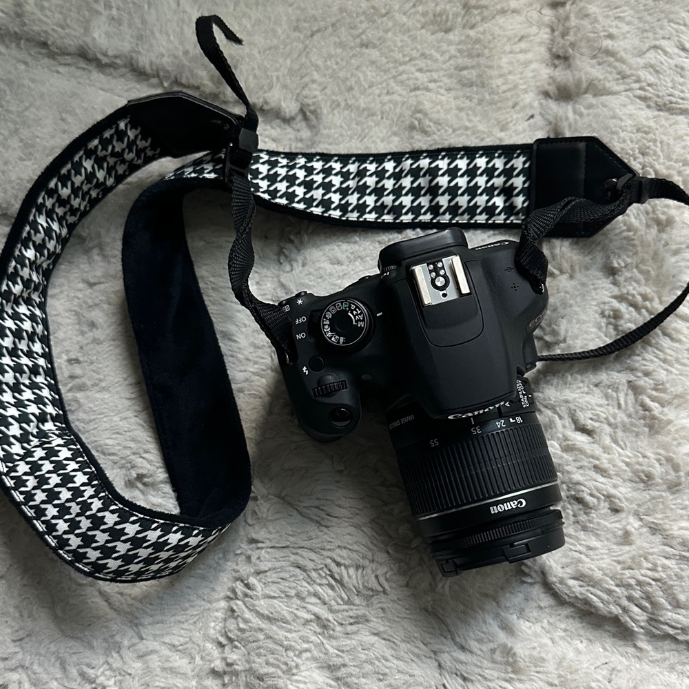 Cannon EOS t5 camera + 76-300mm lens and case